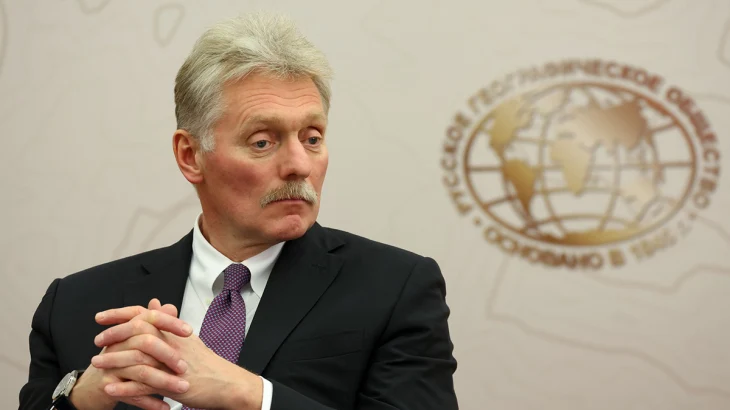 Песков ответил на вопрос о судах с производителями из-за масок с лицом Путина Песков ответил на вопрос о судах с производителями из-за масок с лицом Путина