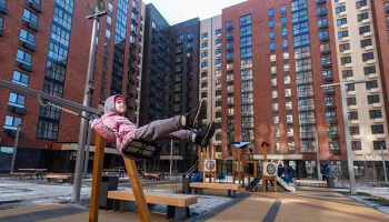 Квартиры по реновации получили жители трех домов на Криворожской улице