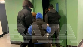 Школьнику, над которым надругались одноклассники в Ижевске, помогают кризисные психологи