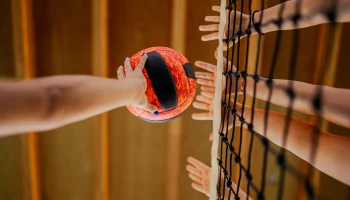 Директор дворца &laquo;Восточный&raquo; Гурченкова организовала мастер-класс по волейболу