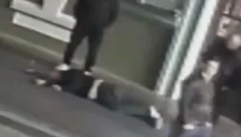 Норильчанин избил мужчину около бара на Тверской улице в центре Москвы