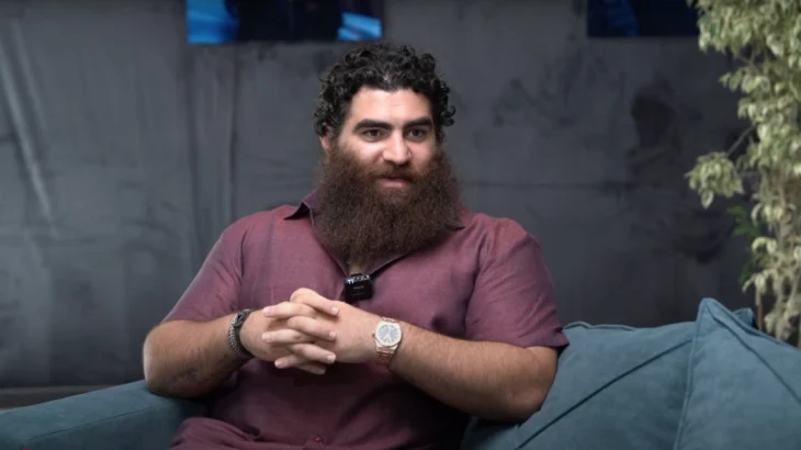 СМИ: Блогера Маркаряна задержали при попытке покинуть Россию СМИ: Блогера Маркаряна задержали при попытке покинуть Россию