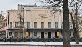 Спектакль "Мадам Рубинштейн" с Алентовой выведен из репертуара Театра Пушкина