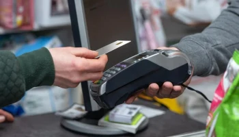 Иностранец похитил почти 14 млн рублей, представившись кассиром в Москве