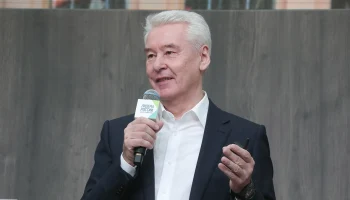 Сергей Собянин вручил награды заслуженным москвичам Сергей Собянин вручил награды заслуженным москвичам
