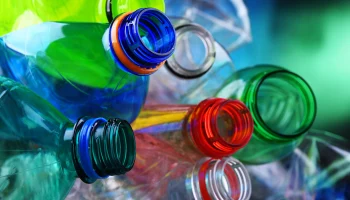 Роспотребнадзор: Микропластик можно найти практически во всех пищевых продуктах