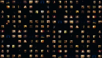 День светящихся окошек и Всемирный день приветствий: какие праздники отмечают в России и мире 21 ноя