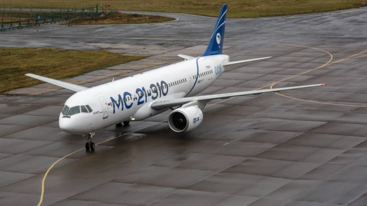 Второй импортозамещенный самолет МС-21 пролетел почти через всю Россию Второй импортозамещенный самолет МС-21 пролетел почти через всю Россию
