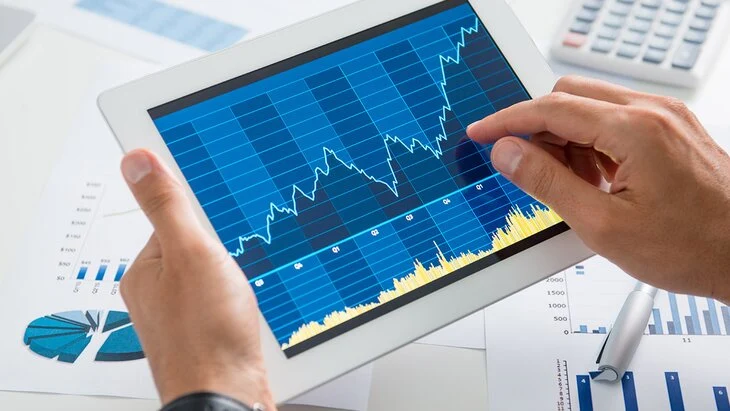 Орешкин назвал причины быстрого роста экономики за последние три года Орешкин назвал причины быстрого роста экономики за последние три года