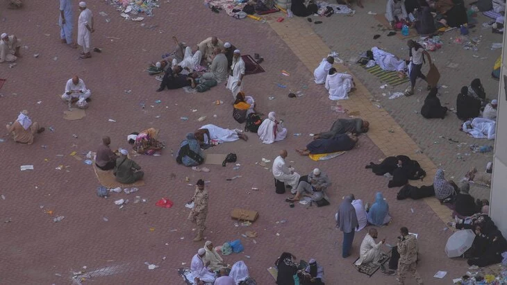 AFP: более тысячи паломников умерли за время хаджа в Саудовской Аравии AFP: более тысячи паломников умерли за время хаджа в Саудовской Аравии