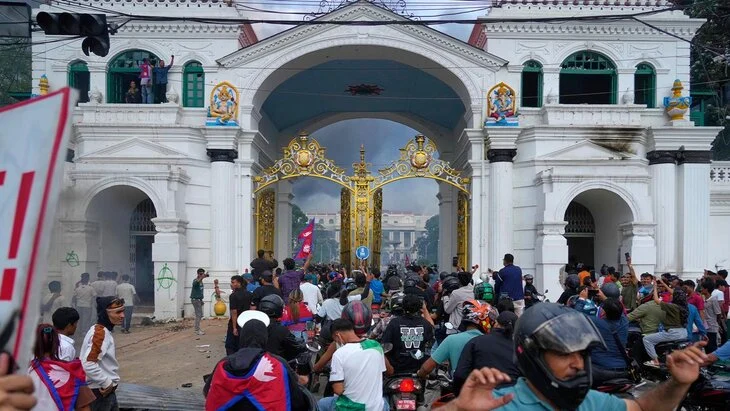 India Today: президент Непала Паудел подал в отставку из-за протестов India Today: президент Непала Паудел подал в отставку из-за протестов