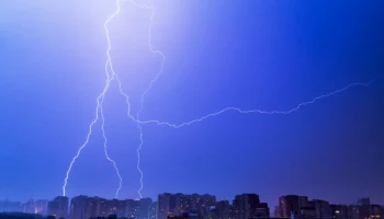 Собянин предупредил москвичей о ливнях и возможном формировании смерчей 20 июня