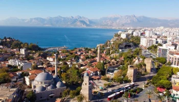 NTV: землетрясение магнитудой 5,4 произошло в Анталье