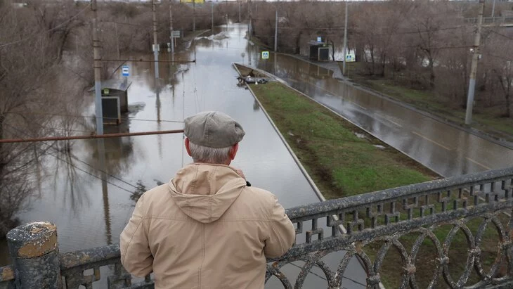 Мэр Оренбурга заявил о начале демонтажа дамб в городе