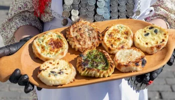 Царь-курник и сугудай стали фаворитами гастрономического конкурса на форуме "Москва 2030"