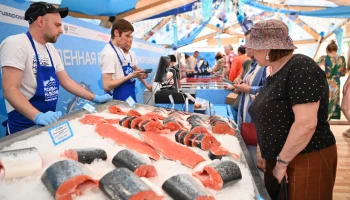 Более трех тысяч магазинов участвуют в фестивале &laquo;Москва &mdash; на волне. Рыбная неделя&raquo;