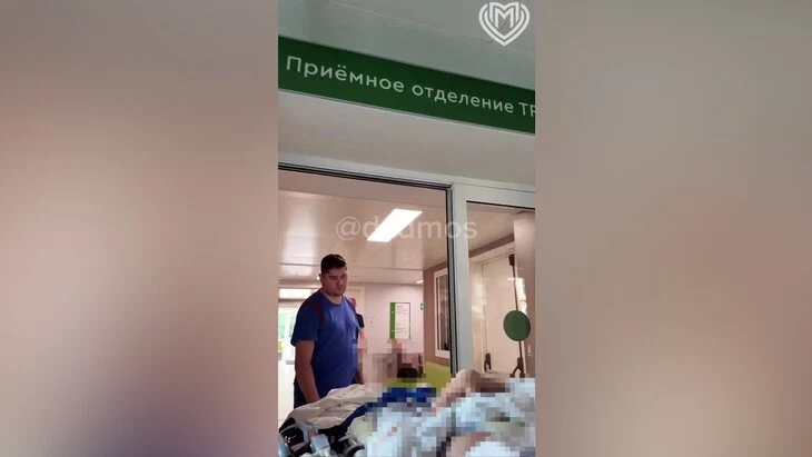 Четверо пострадавших доставлены на лечение в Москву после атак ВСУ на Курскую область Четверо пострадавших доставлены на лечение в Москву после атак ВСУ на Курскую область