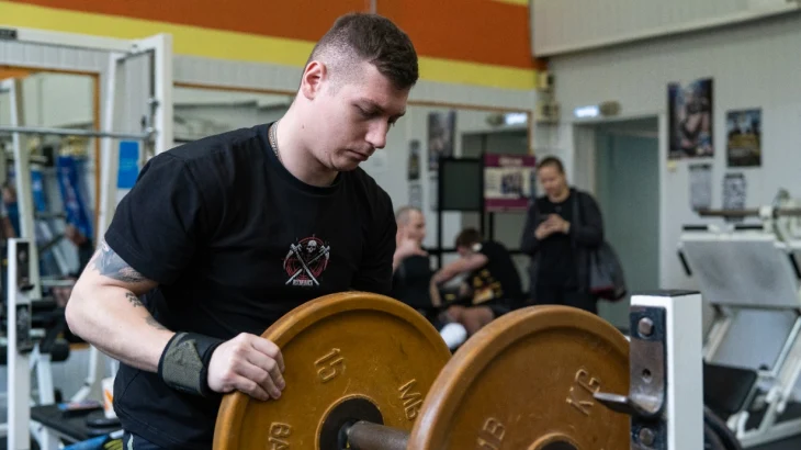 От тренировок к новой профессии: как спорт помогает ветеранам СВО вернуться к жизни на гражданке От тренировок к новой профессии: как спорт помогает ветеранам СВО вернуться к жизни на гражданке