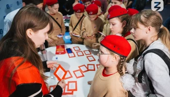 Общество «Знание» провело памятные мероприятия на выставке «Россия»