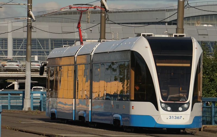 Первый в России беспилотный трамвай выехал на улицы Москвы