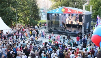 Около тысячи человек приняли участие в мероприятии к 100-летию поселка Коммунарка