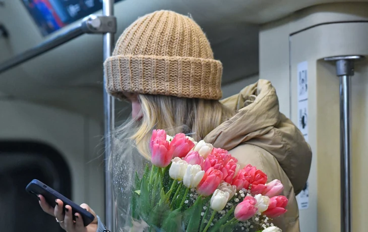 Стало известно, сколько москвичи готовы тратить на цветы и подарки к 8 Марта Стало известно, сколько москвичи готовы тратить на цветы и подарки к 8 Марта