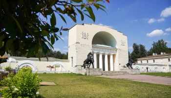 Сергей Собянин рассказал о масштабной реставрации усадьбы Кузьминки