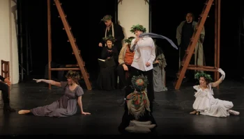 Шесть образов юного Пети Ростова представили в &laquo;Мастерской Петра Фоменко&raquo;