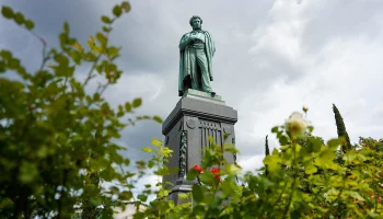Москвовед рассказал об историческом месте расположения памятника Пушкину Москвовед рассказал об историческом месте расположения памятника Пушкину