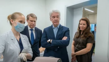 Собянин рассказал, как городские программы помогают врачам повышать квалификацию