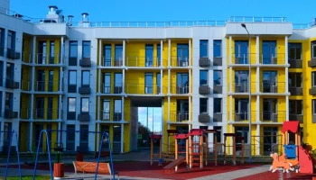 Более 360 ключей от квартир передали дольщикам в трех проблемных ЖК