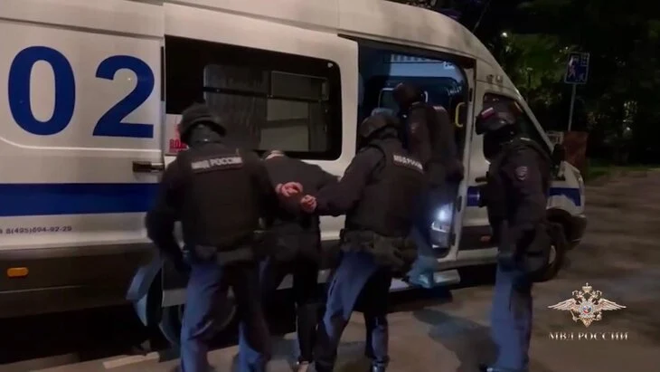 В Москве задержаны коллекторы по подозрению в аферах с недвижимостью В Москве задержаны коллекторы по подозрению в аферах с недвижимостью