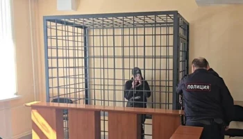 Суд отправил в колонию жителя Иркутской области, зарезавшего в ЗАГСе свою жену