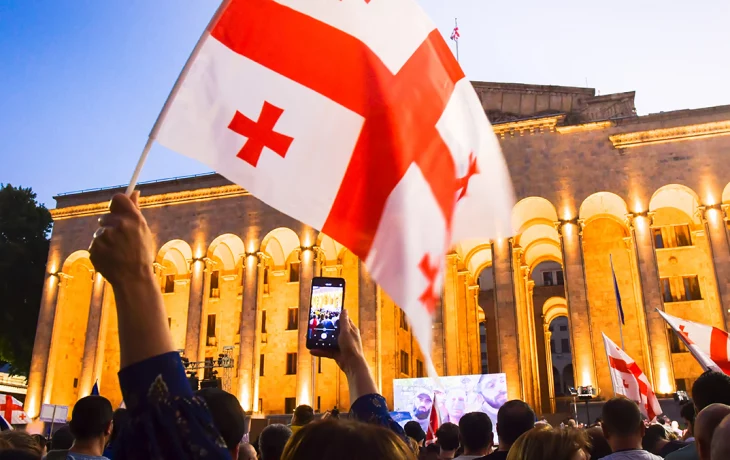 Спикер парламента Грузии подписал закон о запрете пропаганды ЛГБТ*