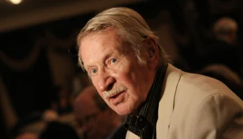 Бывшая супруга актера Ивана Краско заявила, что у него обнаружили рак