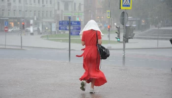 Усиление ветра и ливни ожидаются в Москве до конца дня 6 июня