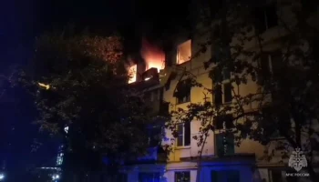 Три человека пострадали при пожаре на юго-западе Москвы