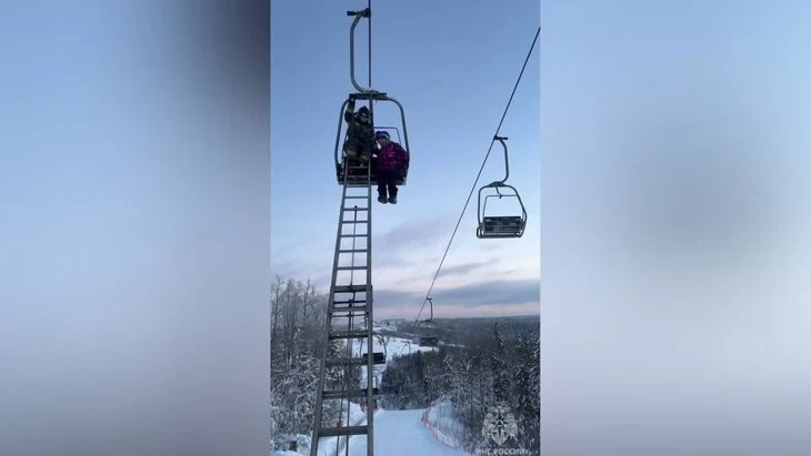 Прокуратура начала проверку после остановки подъемника в Подмосковье Прокуратура начала проверку после остановки подъемника в Подмосковье