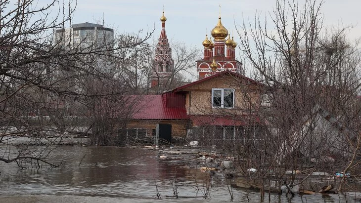 Уровень воды в реке Тобол у Кургана снизился до 996 сантиметров