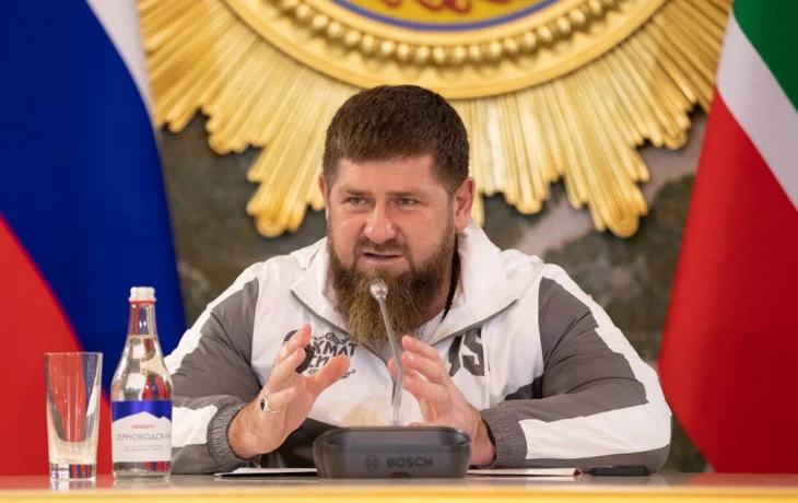 Кадыров сообщил об отставке председателя правительства Чечни Хучиева Кадыров сообщил об отставке председателя правительства Чечни Хучиева