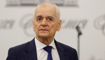 Онищенко назвал две распространенные смертельно опасные привычки людей