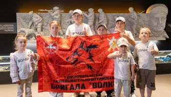 Музей Победы сохранил знамя бригады Добровольческого корпуса «Волки» Музей Победы сохранил знамя бригады Добровольческого корпуса «Волки»