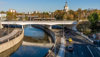 Костомаровский мост отремонтировали в центре Москвы