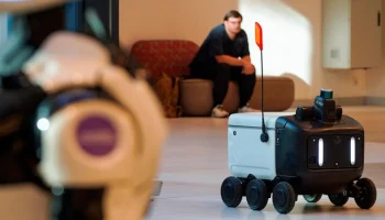 Порядок работы роботов-курьеров утвержден в столице