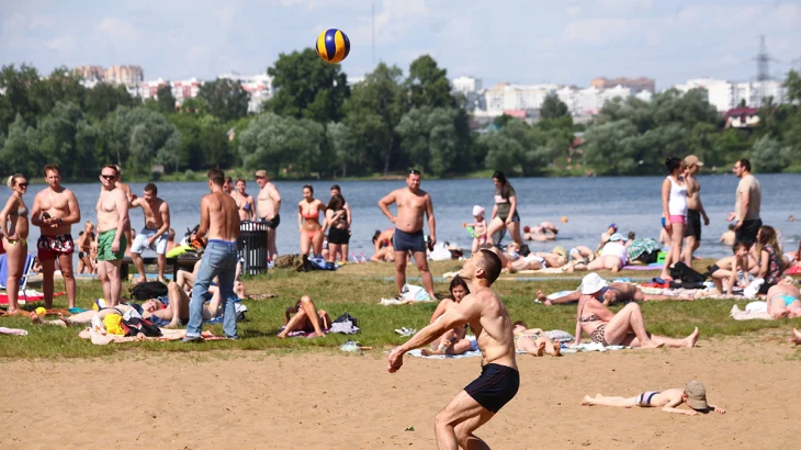 Количество разрешенных для купания зон сократили в Москве Количество разрешенных для купания зон сократили в Москве