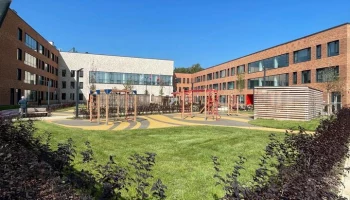 Более 1,5 млн человек примут образовательные учреждения в Москве в сентябре