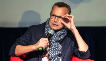 Певец Владимир Левкин рассказал о профессии музыканта юным москвичам