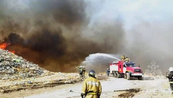 Площадь пожара на свалке в Нижегородской области увеличилась до 10 тыс "квадратов"
