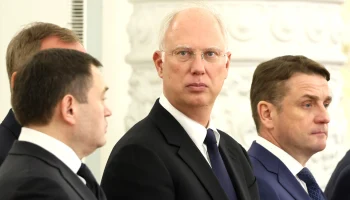 Дмитриев назвал вывод ВСУ из Донбасса путем к миру на Украине Дмитриев назвал вывод ВСУ из Донбасса путем к миру на Украине