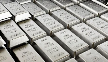Биржевая стоимость серебра превысила 84 доллара впервые в истории